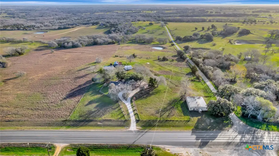 10957 N Us Highway 77, Schulenburg, TX 78956 - #1