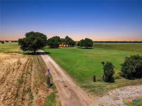 792 Evening Star, McGregor, TX 76657