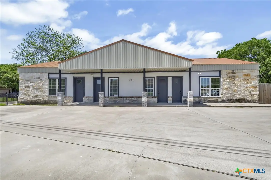 504 S 1st Street, Copperas Cove, TX 76522 - #1