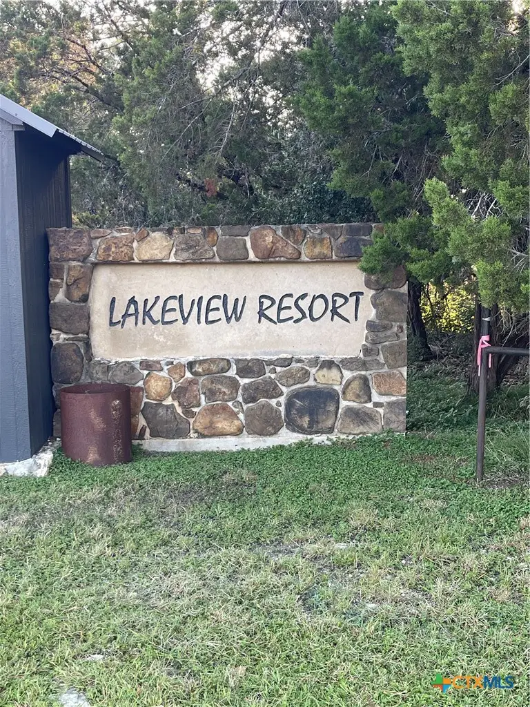 2111 Lakeview Drive, Canyon Lake, TX 78133 - #2