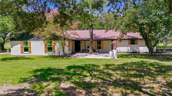 3694 Coletoville Road, Victoria, TX 77905