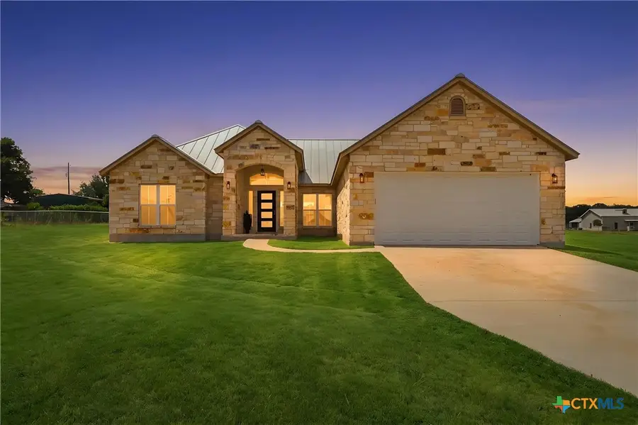 200 Lakeview Circle, La Vernia, TX 78121 - #2