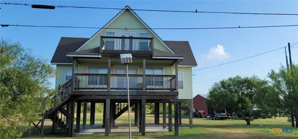 1690 Bierman Road, Seadrift, TX 77983