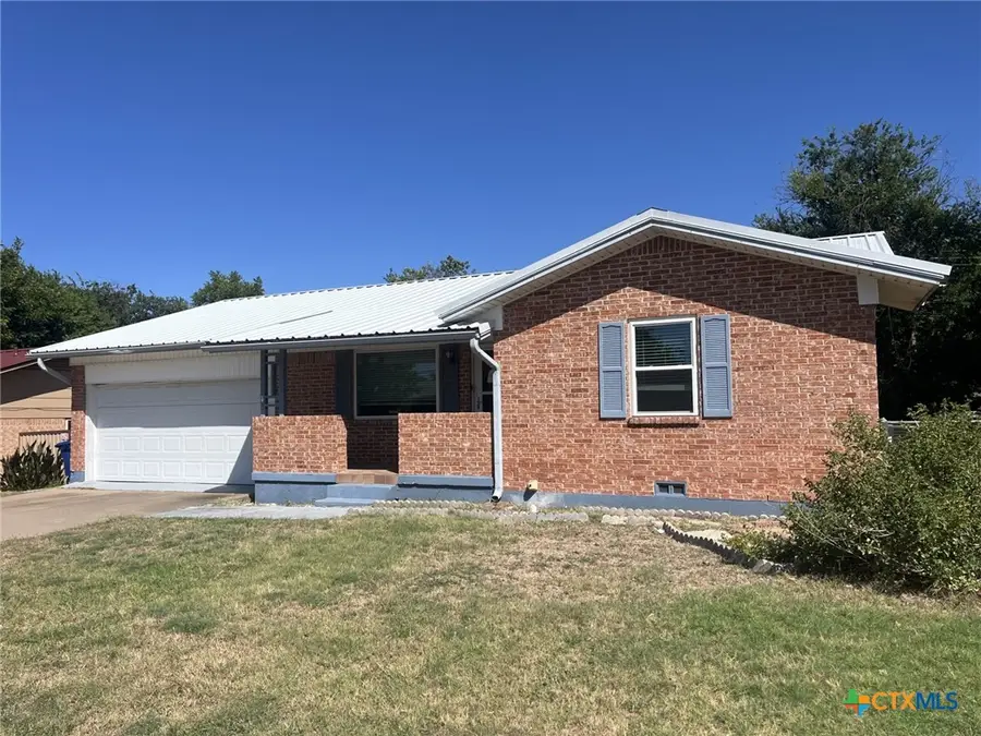 711 S 25th Street, Copperas Cove, TX 76522 - #2