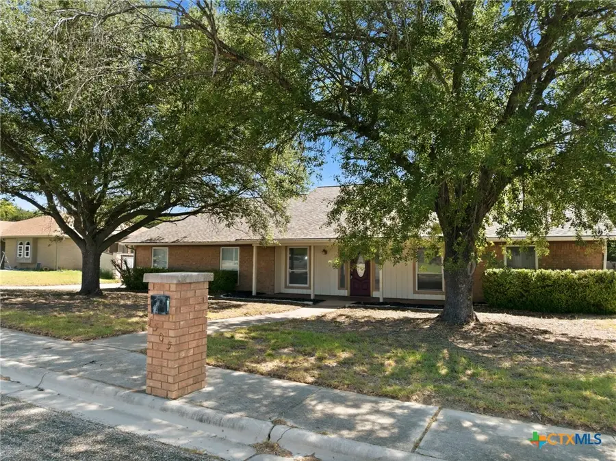 1505 Hawk Trail, Copperas Cove, TX 76522 - #2