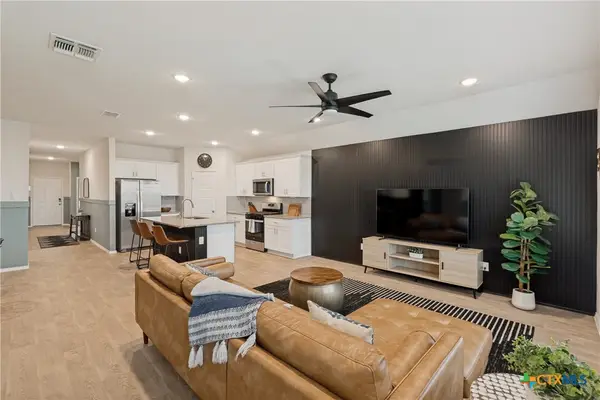 438 Kayden Point, New Braunfels, TX 78130