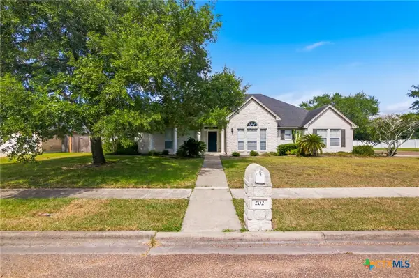 202 Ridge View, Victoria, TX 77904