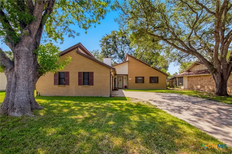 217 Kirkwall Street, Victoria, TX 77904 - #2