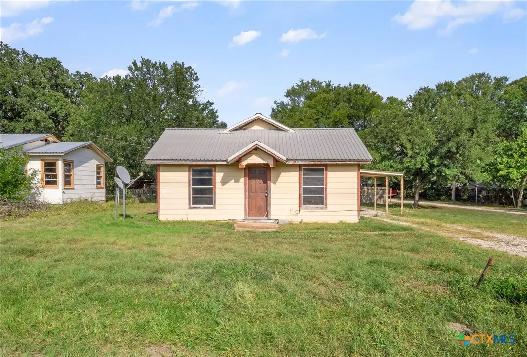 201 N Kings Trail, Little River Academy, TX 76554 - #1