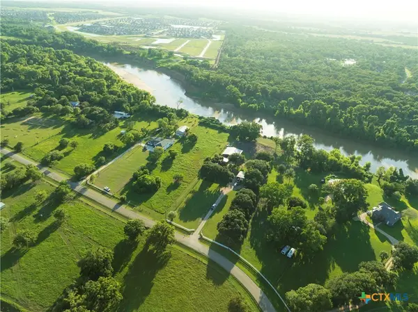 2211 Riverview Drive, Richmond, TX 77469