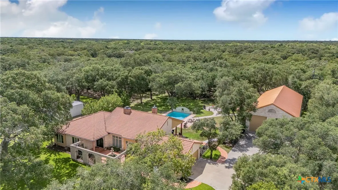 166 Post Oak Bend, Inez, TX 77968 - #1