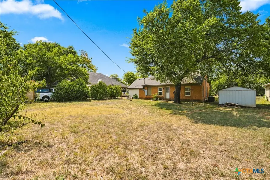 1126 W 7th Street, McGregor, TX 76657 - #3