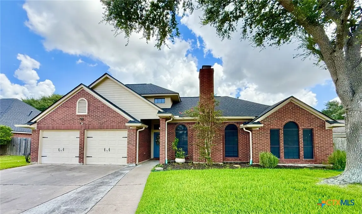 106 Westbrook Drive, Victoria, TX 77904 - #1