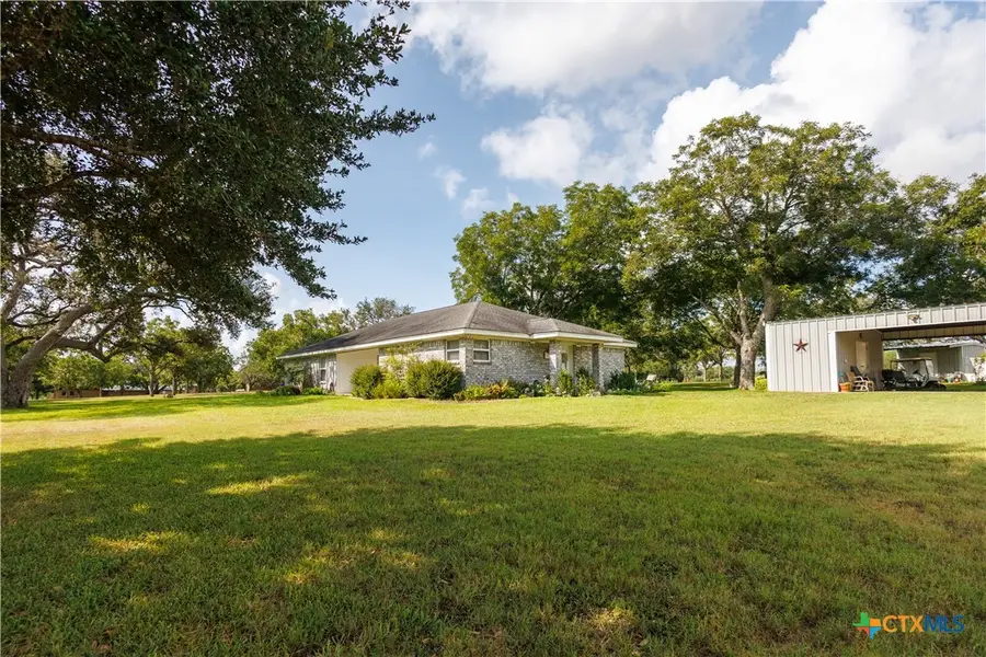 4945 Fm 531, Yoakum, TX 77995 - #3