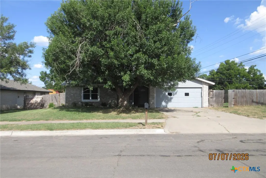 2006 Eisenhower Drive, Killeen, TX 76543 - #1