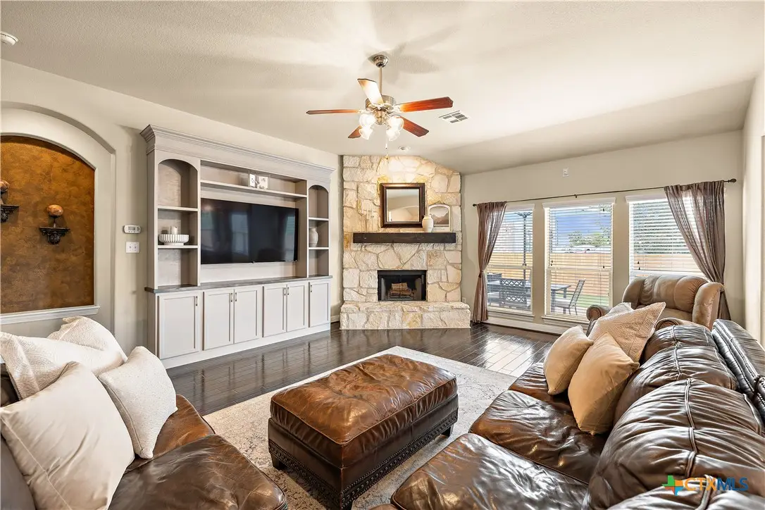1008 N Ash Cove, Hutto, TX 78634 - #1