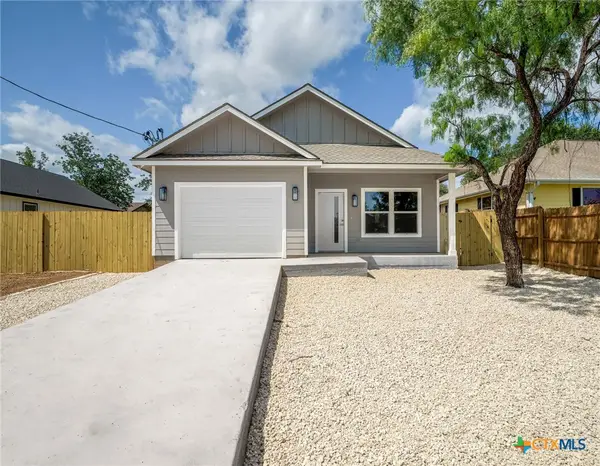 147 W Pine, Granite Shoals, TX 78654