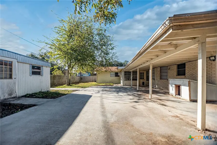1106 Brookhollow Drive, Port Lavaca, TX 77979 - #3