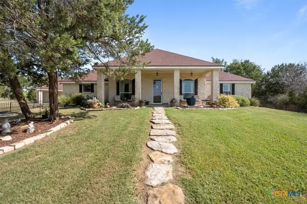 392 Bear Branch Road, Purmela, TX 76566