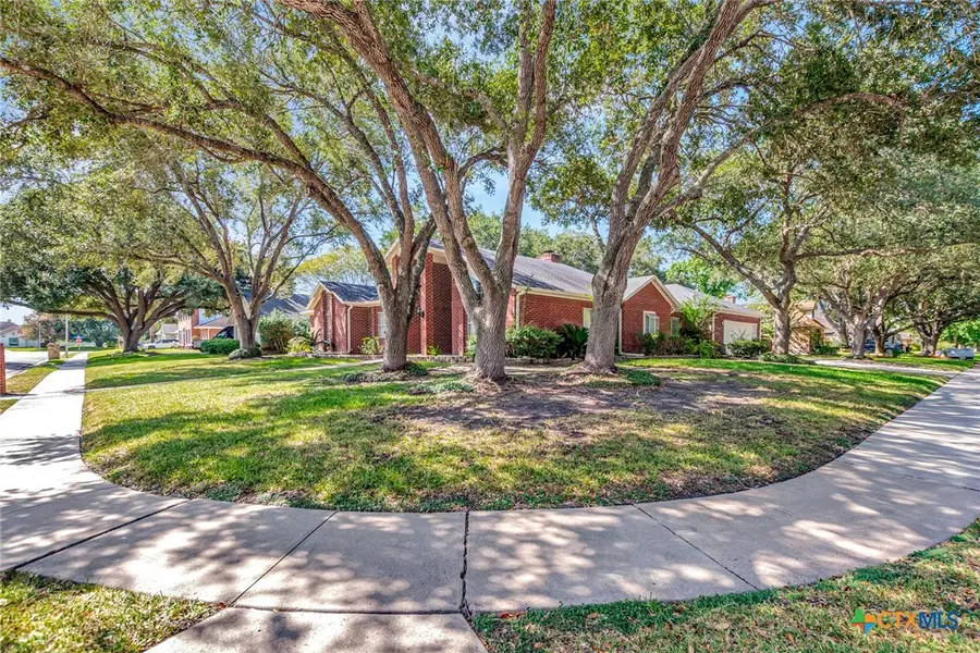 107 Tournament Drive, Victoria, TX 77904 - #3