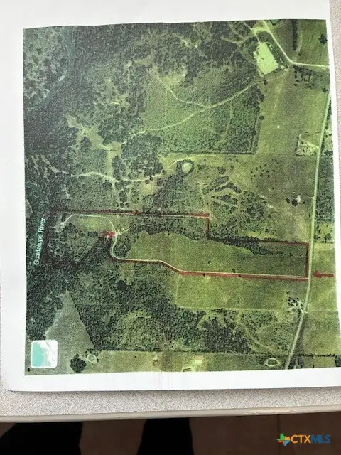1102 Fm 443, Yoakum, TX 77995