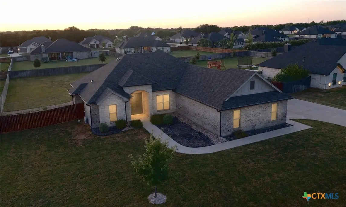 211 Sand Flat Lane, Temple, TX 76502 - #1