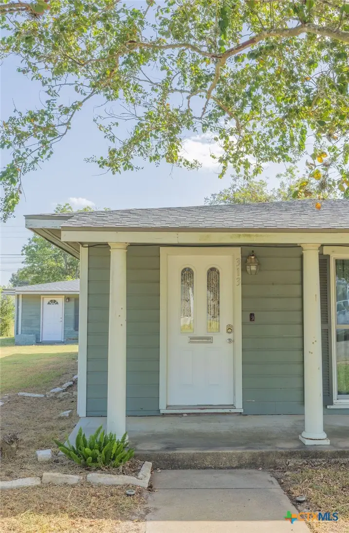 313 3rd Street, Cuero, TX 77954 - #3