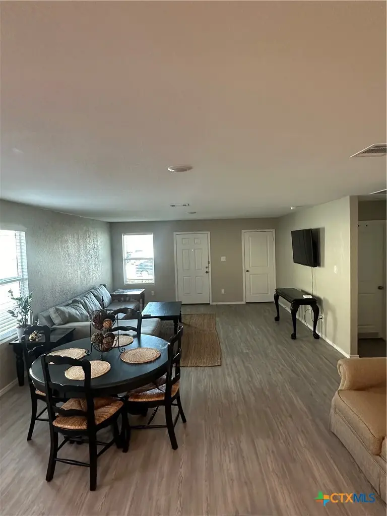 5930 San Geronimo, Seguin, TX 78155 - #2