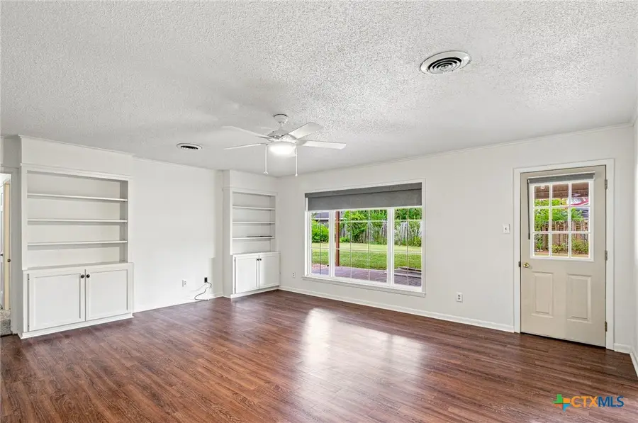 2201 College Drive, Victoria, TX 77901 - #2