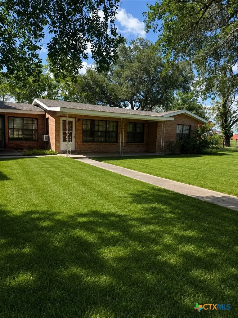 4 Kathy Street, Victoria, TX 77905 - #1