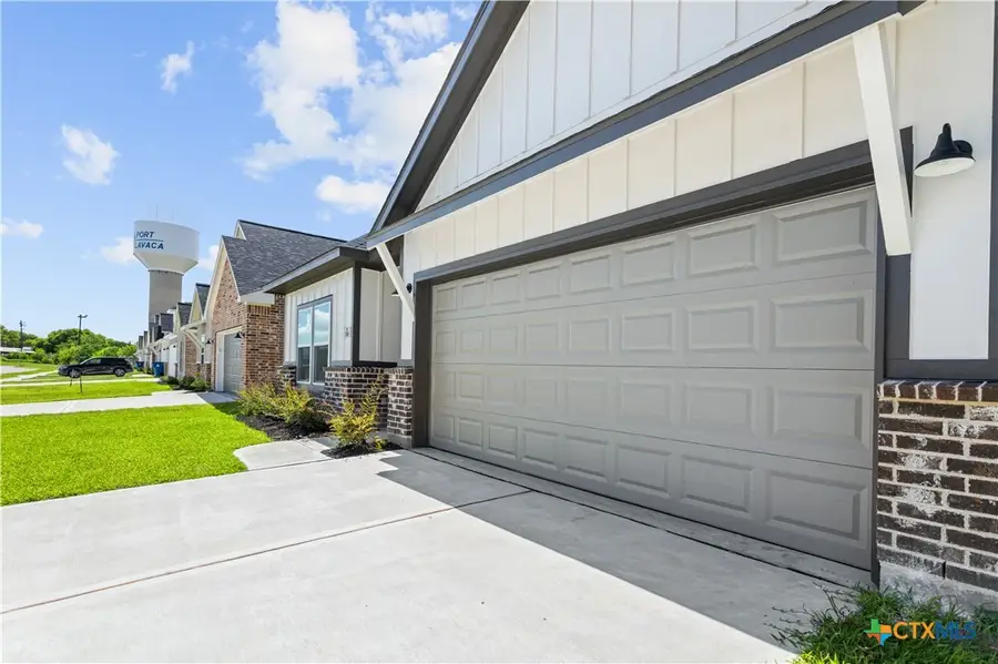 316 Cardinal Drive, Port Lavaca, TX 77979 - #3
