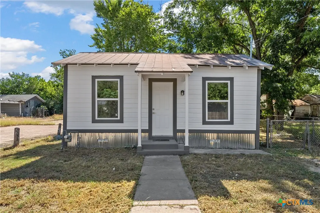 1803 N Fannin Avenue, Cameron, TX 76520 - #1