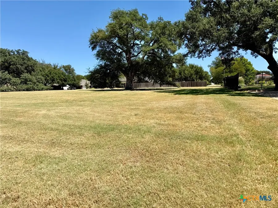 205 Twelve Oaks Drive, Temple, TX 76504 - #2