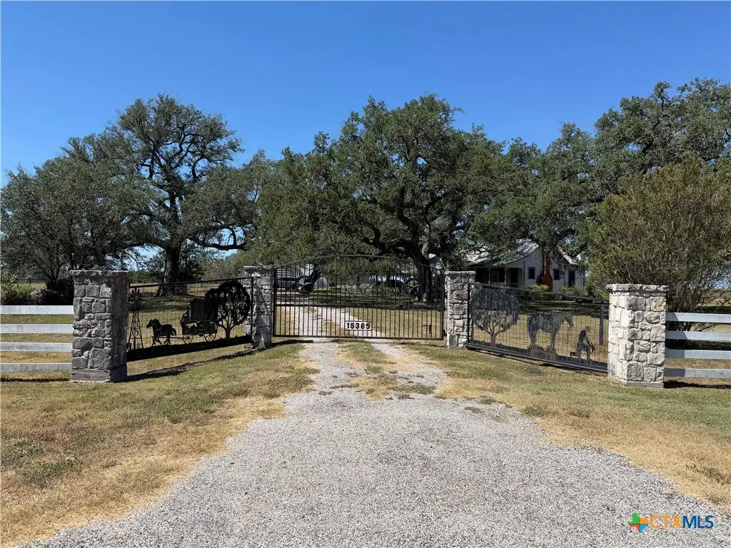 15365 Fm 20, Kingsbury, TX 78638 - #1