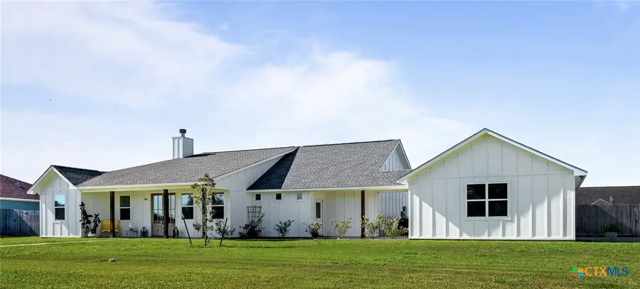 802 Celestial Lane, Edna, TX 77957 - #2