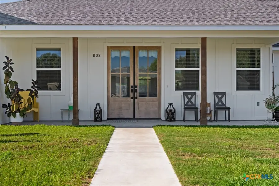 802 Celestial Lane, Edna, TX 77957 - #3