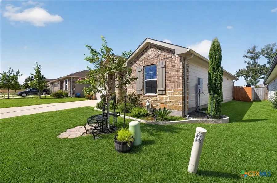557 Chaco Loop, Seguin, TX 78155 - #2