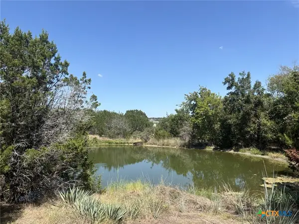 6211 Lakeside Drive, Belton, TX 76513