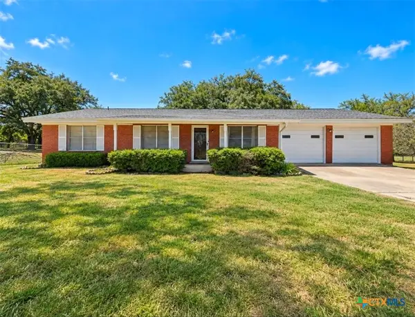 706 N San Patricio Street, Goliad, TX 77963