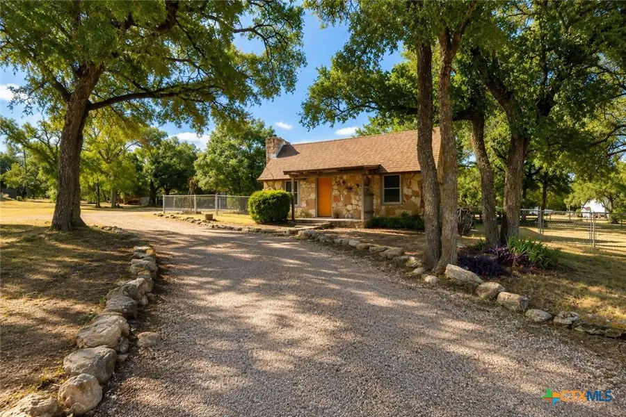 1716 W Main Street, Gatesville, TX 76528 - #3