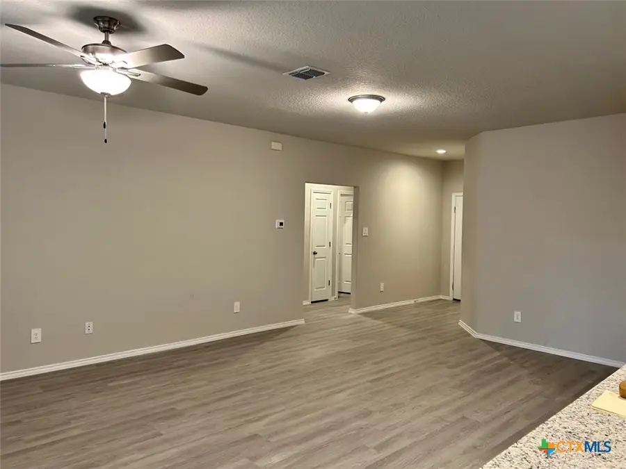 3208 Ridge Rover, Seguin, TX 78155 - #3