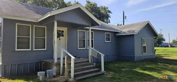 501 N Austin Avenue, Cameron, TX 76520