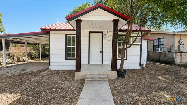 1001 Tony Lee Street, Seguin, TX 78155