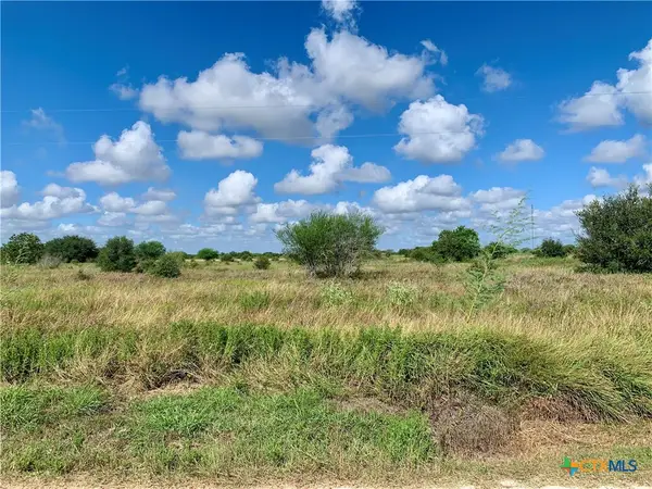 00 Nursery Road, Victoria, TX 77904