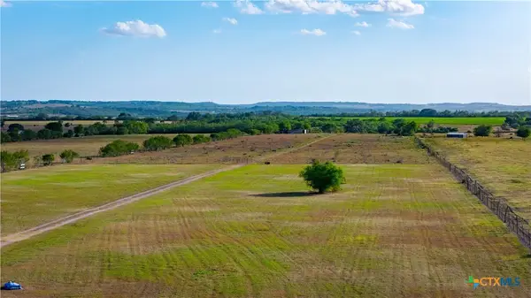 2850 Bylerpool Road, Kingsbury, TX 78638