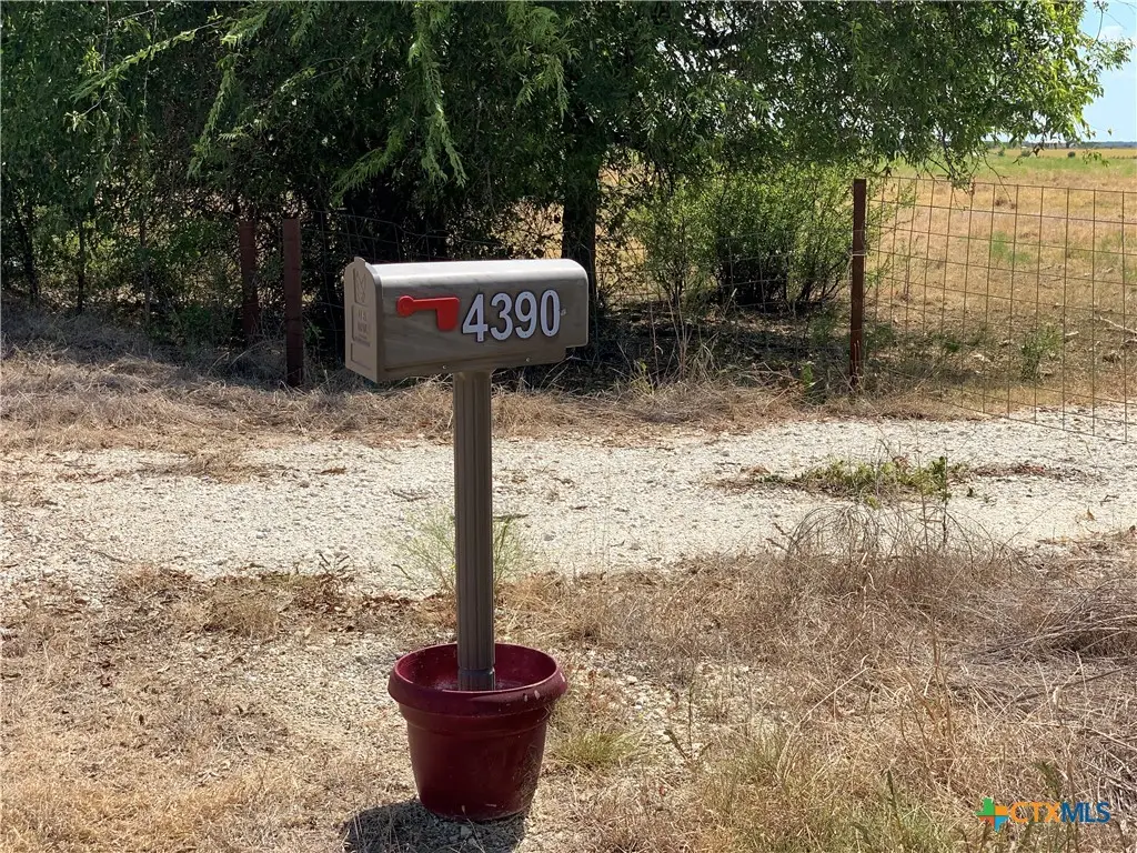 4390 County Road 220, Gatesville, TX 76528 - #1