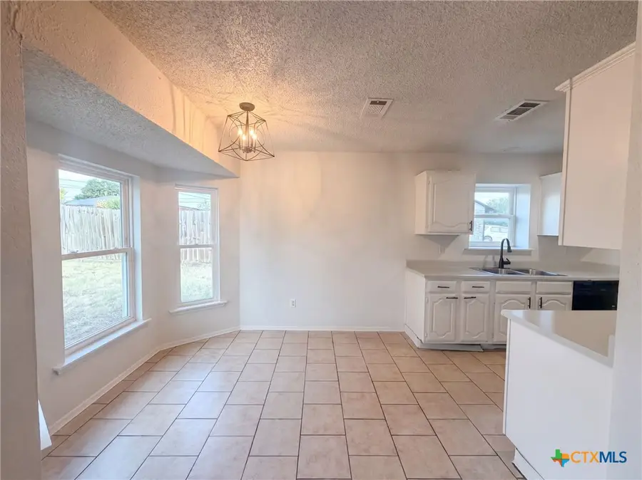 106 Nelson Drive, Copperas Cove, TX 76522 - #2