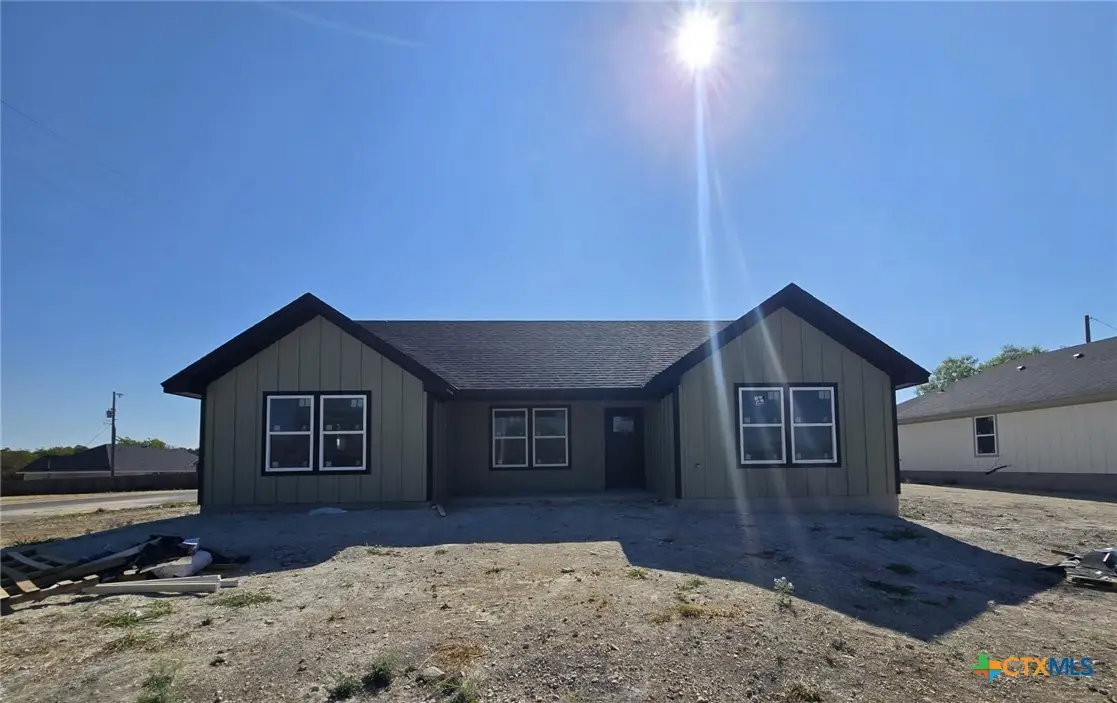 504 N 14th Street, Gatesville, TX 76528 - #1