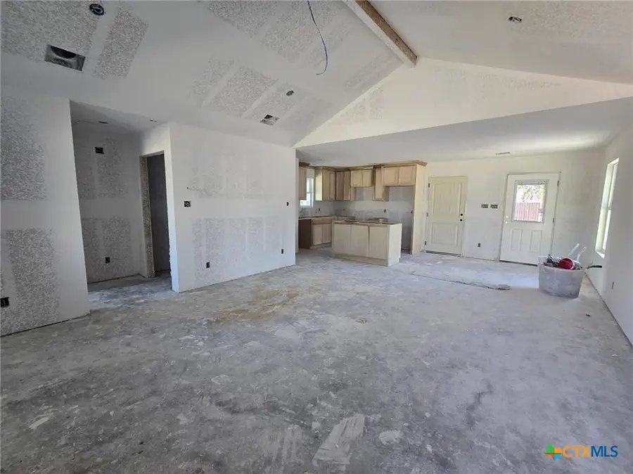 504 N 14th Street, Gatesville, TX 76528 - #2