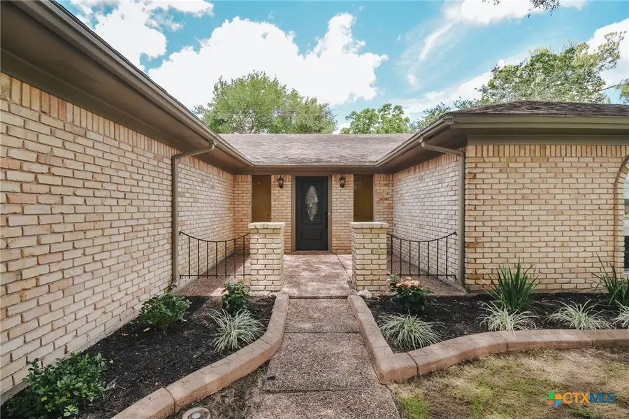 206 Gettysburg Drive, Victoria, TX 77904 - #3